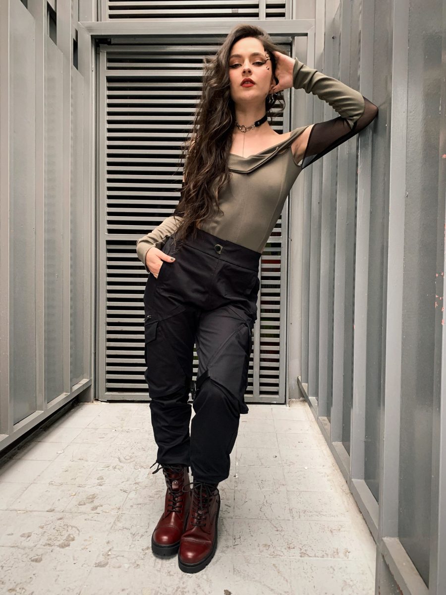 Cargo Warboy Negro Mujer - Imagen 4