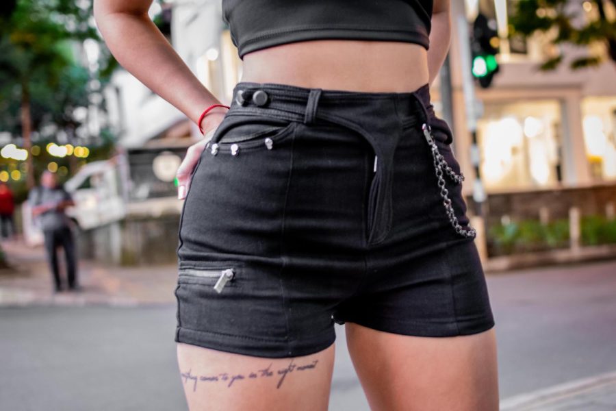 Short Lara Croft Mujer